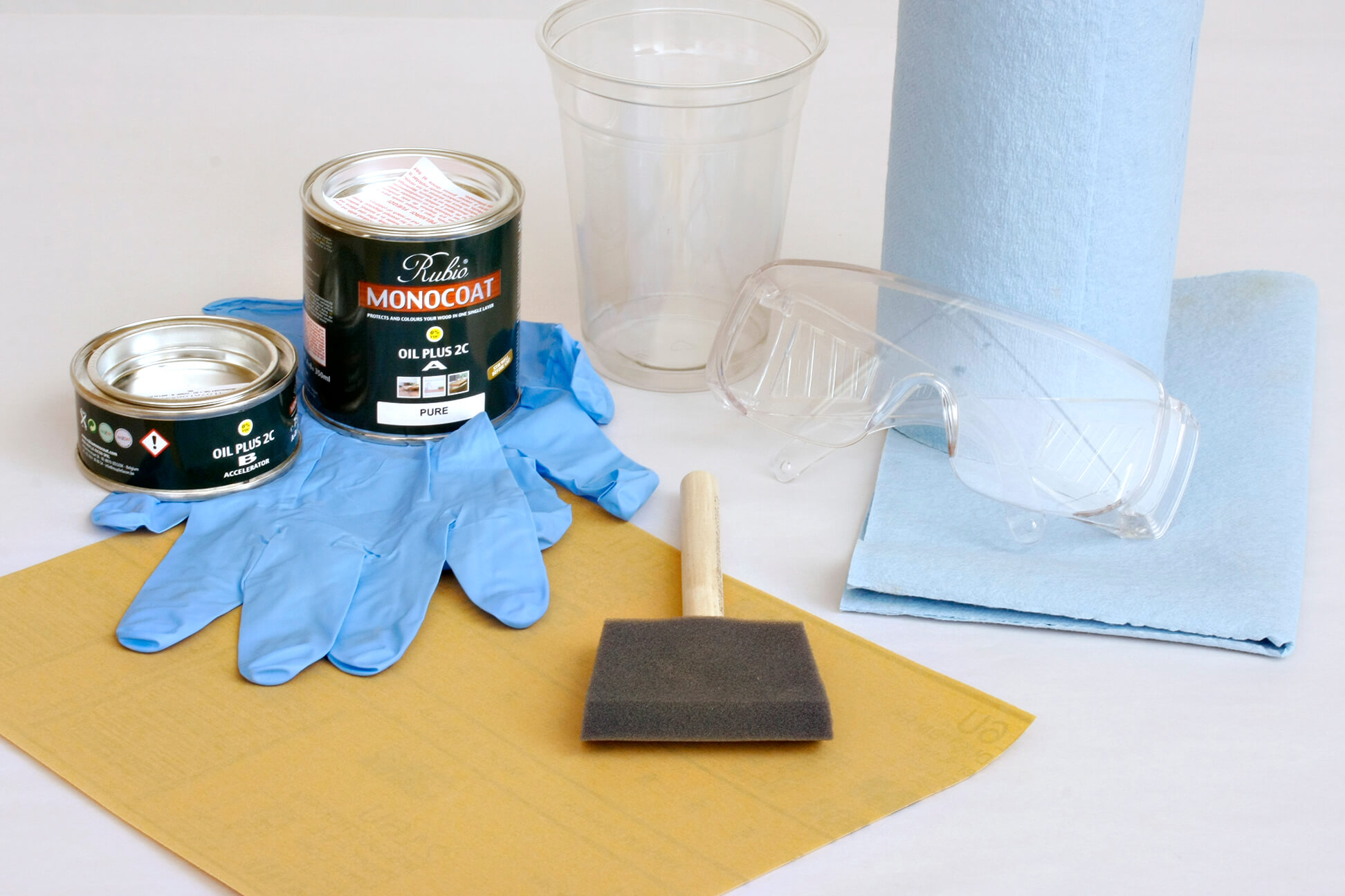 How to oil your wooden table with the Oil Plus 2C